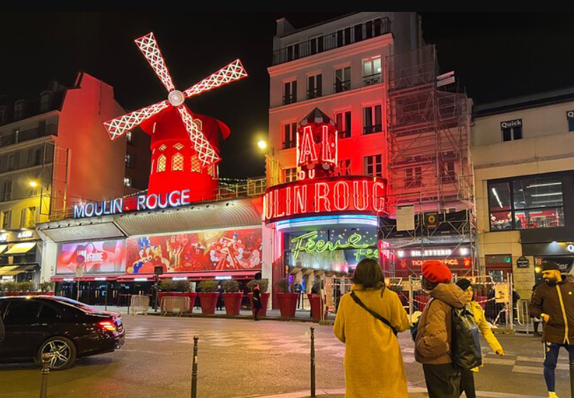 What Is the Red District of Paris?