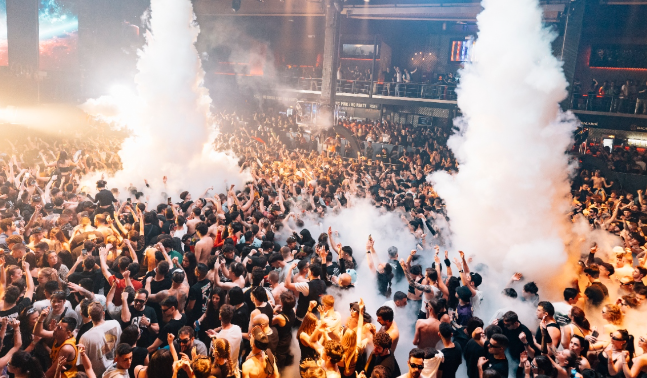 What is the best area for nightlife in Paris?